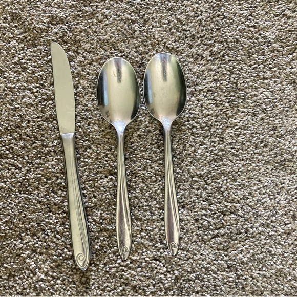 VTG Crestview Flatware HB Co Asst 7" 1 Knife 2 Soup Spoons USA MADE - Picture 1 of 3